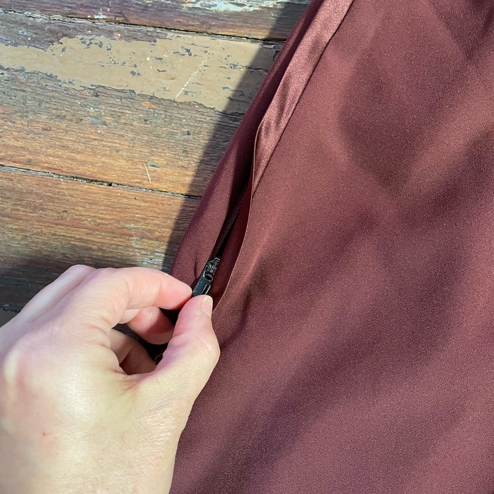 Athleta Endeavor High Rise Relaxed Pant Cherrywood Wide Leg - Sz Med ๐๐ - Picture 11 of 14